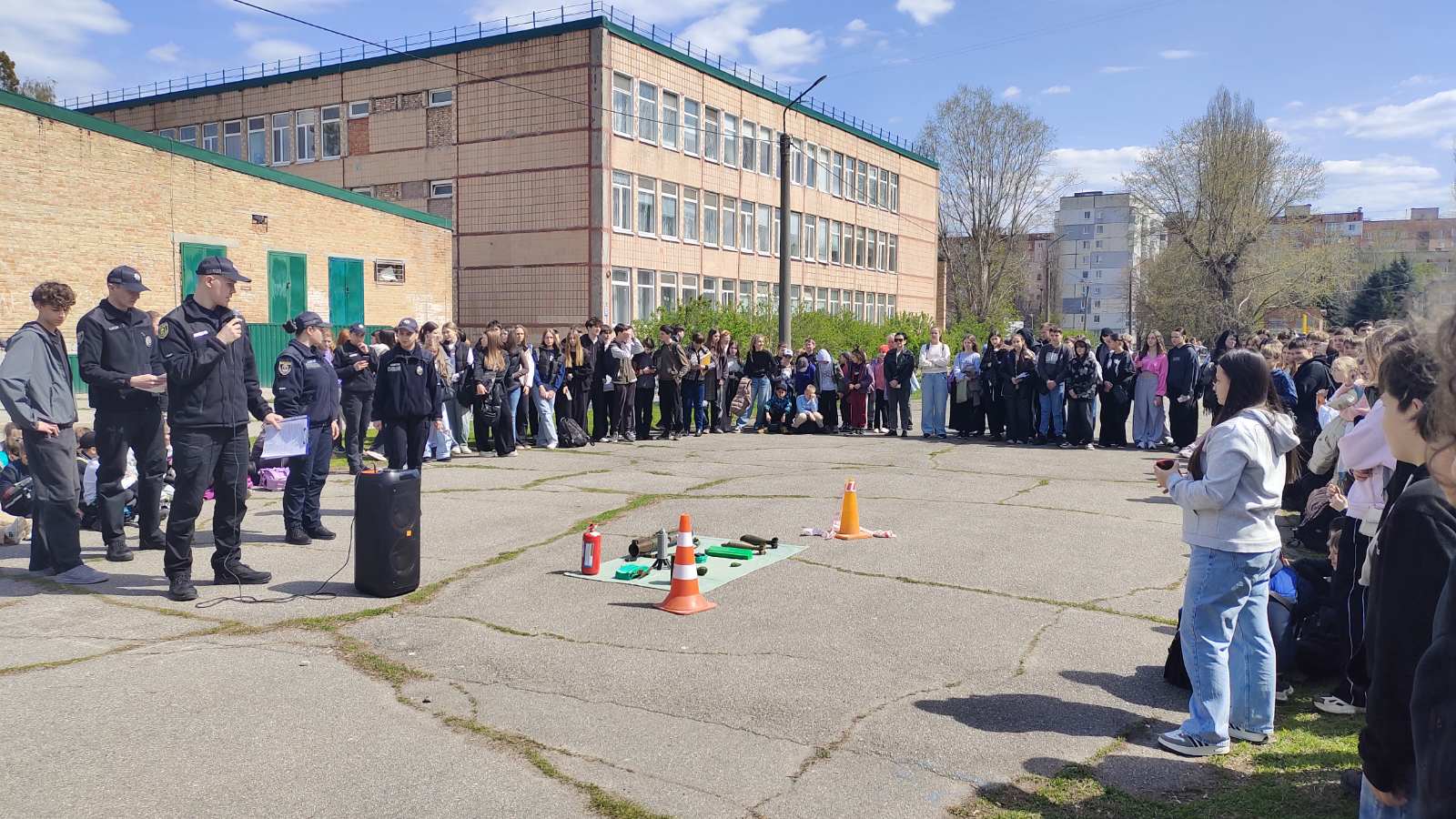 16 квітня - День цивільного захисту